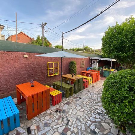 The Hood - Shkodra Backpackers Hostel Экстерьер фото