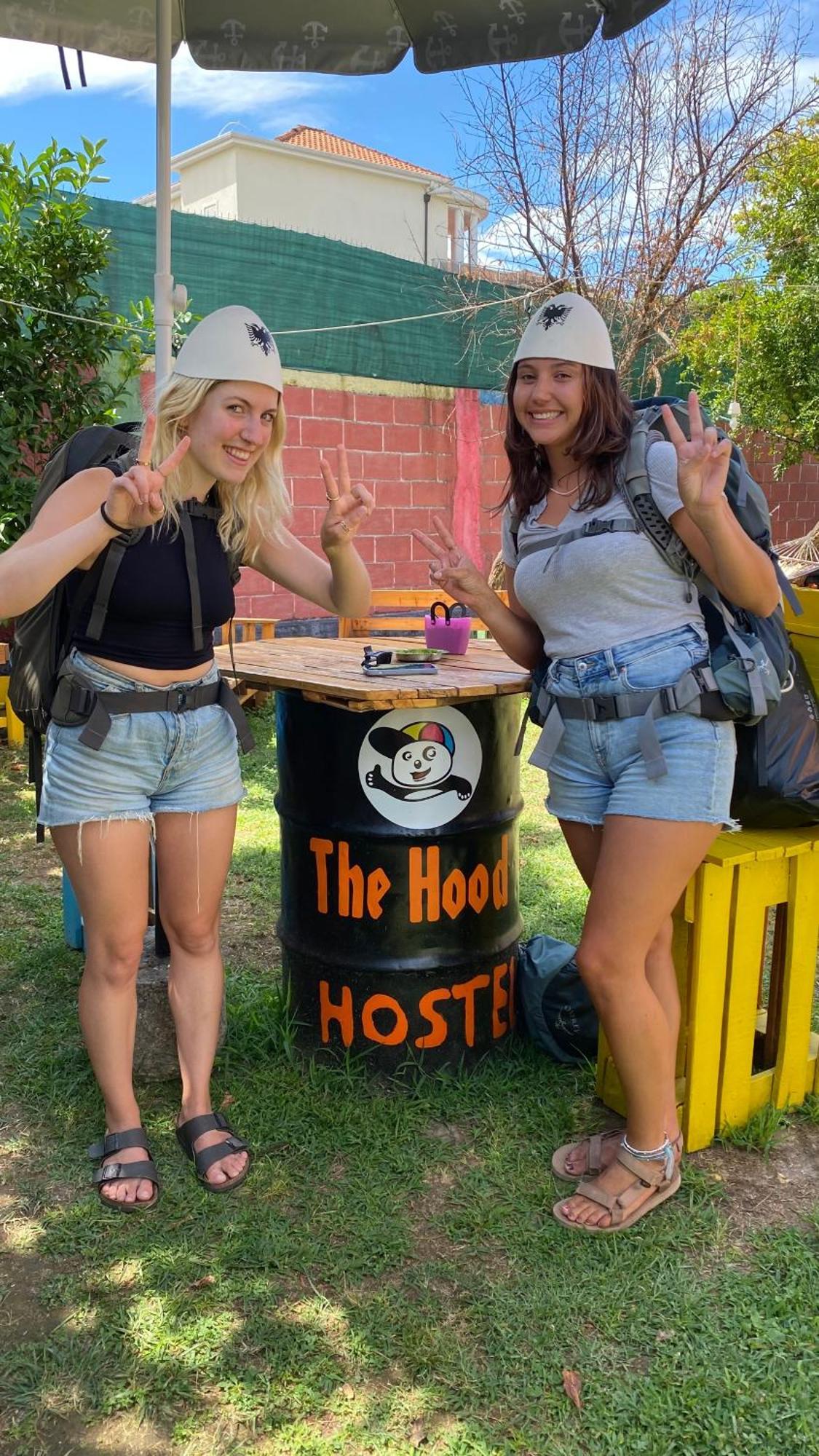 The Hood - Shkodra Backpackers Hostel Экстерьер фото