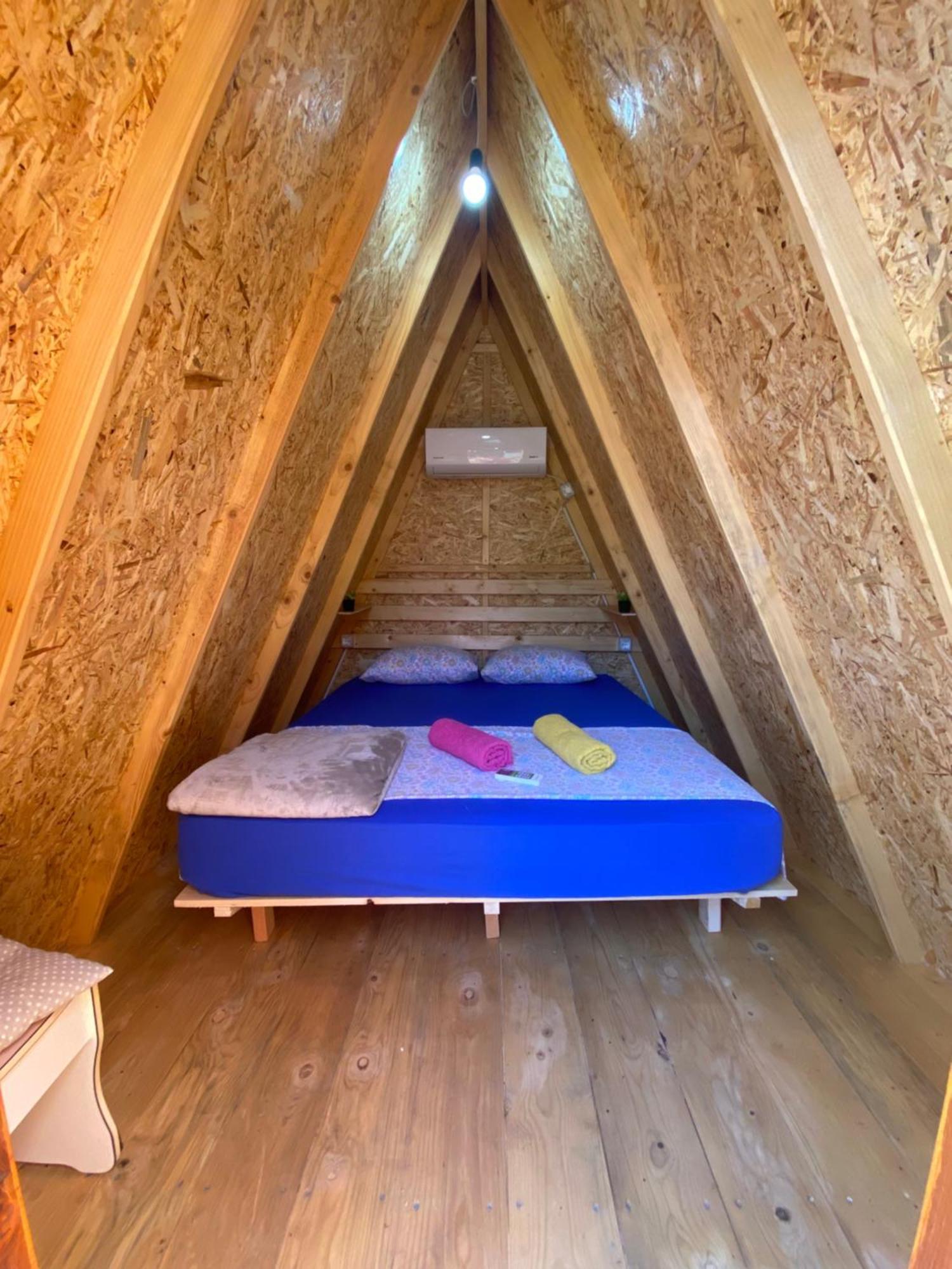 The Hood - Shkodra Backpackers Hostel Экстерьер фото